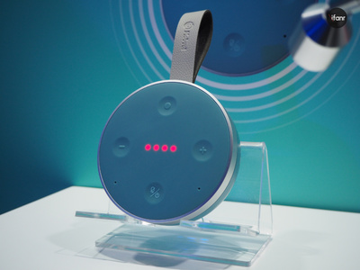 智能音箱只能擺家里？出門問問Tichome Mini，讓AI助手如影隨形